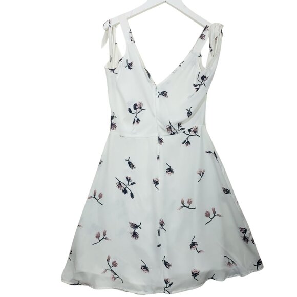 drop sleeve floral summer sundress size small Dynamite - Picture 9 of 16